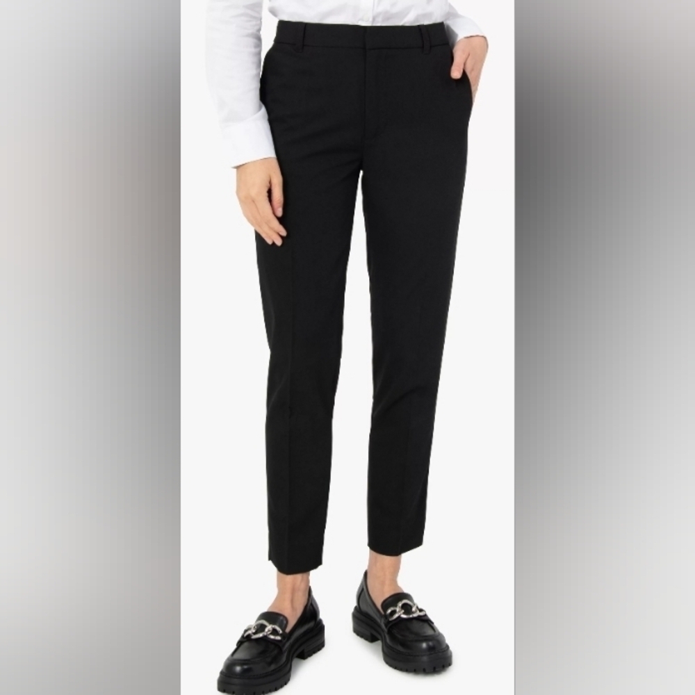 Vetements garderobe women's slacks